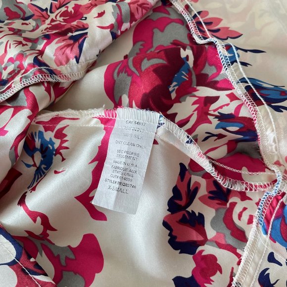 Eight Sixty Cream and Floral Silk Tank - Picture 8 of 10